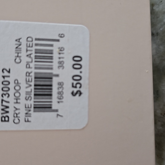 CHRYSTINA BRAND GENUINE CRYSTAL HOOP "SILVER PLATED" PIERCED EARRINGS - Picture 5 of 8